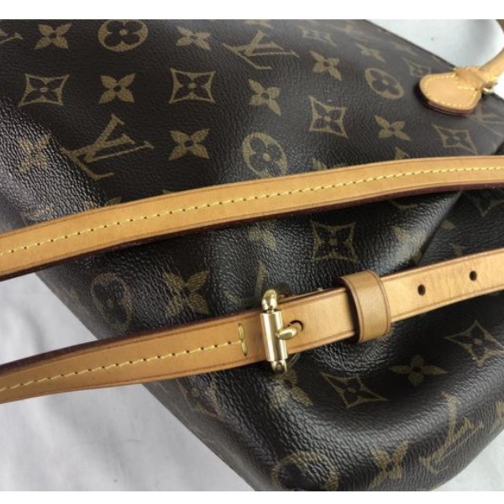 *SOLD* Louis Vuitton Monogram Turenne PM Handbag - Picture 6 of 8